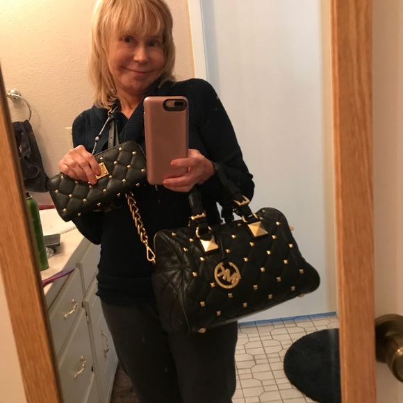 Michael Kors Handbags - Michael kors trade wolfcrest